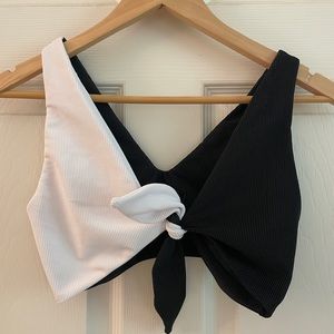 Beach Riot Dallas Bikini Top in Black & White